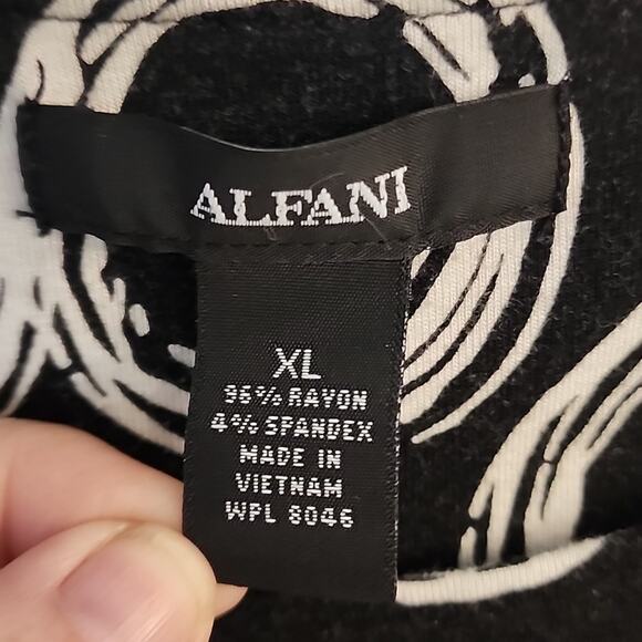 Alfani Circle Print Knit Top, XL - Picture 5 of 6